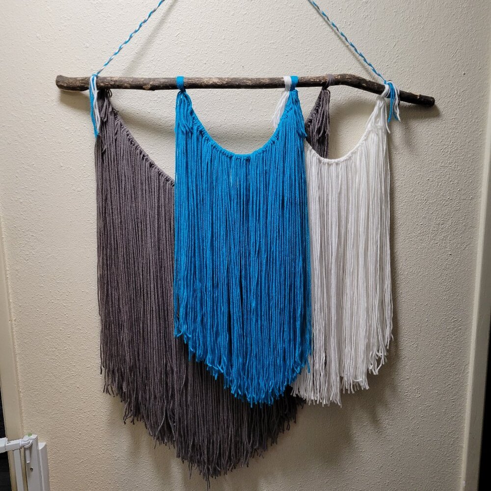 Beautiful New Boho Yarn Wall Hanging